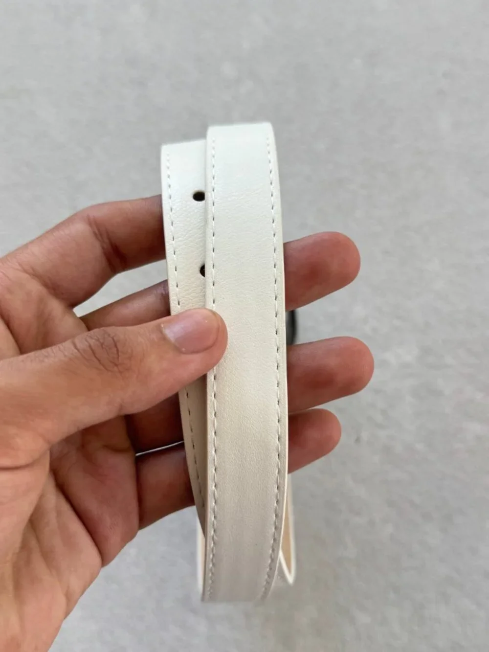 White Leather Silver Oval Buckle Unisex Belt